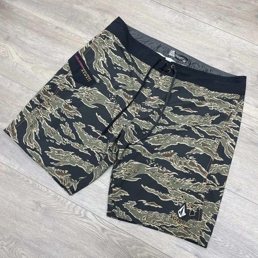 Volcom Mod Tech Hawaii Tiger Stripe Camo Board Shorts Men Sz 38 Surf Skate Beach